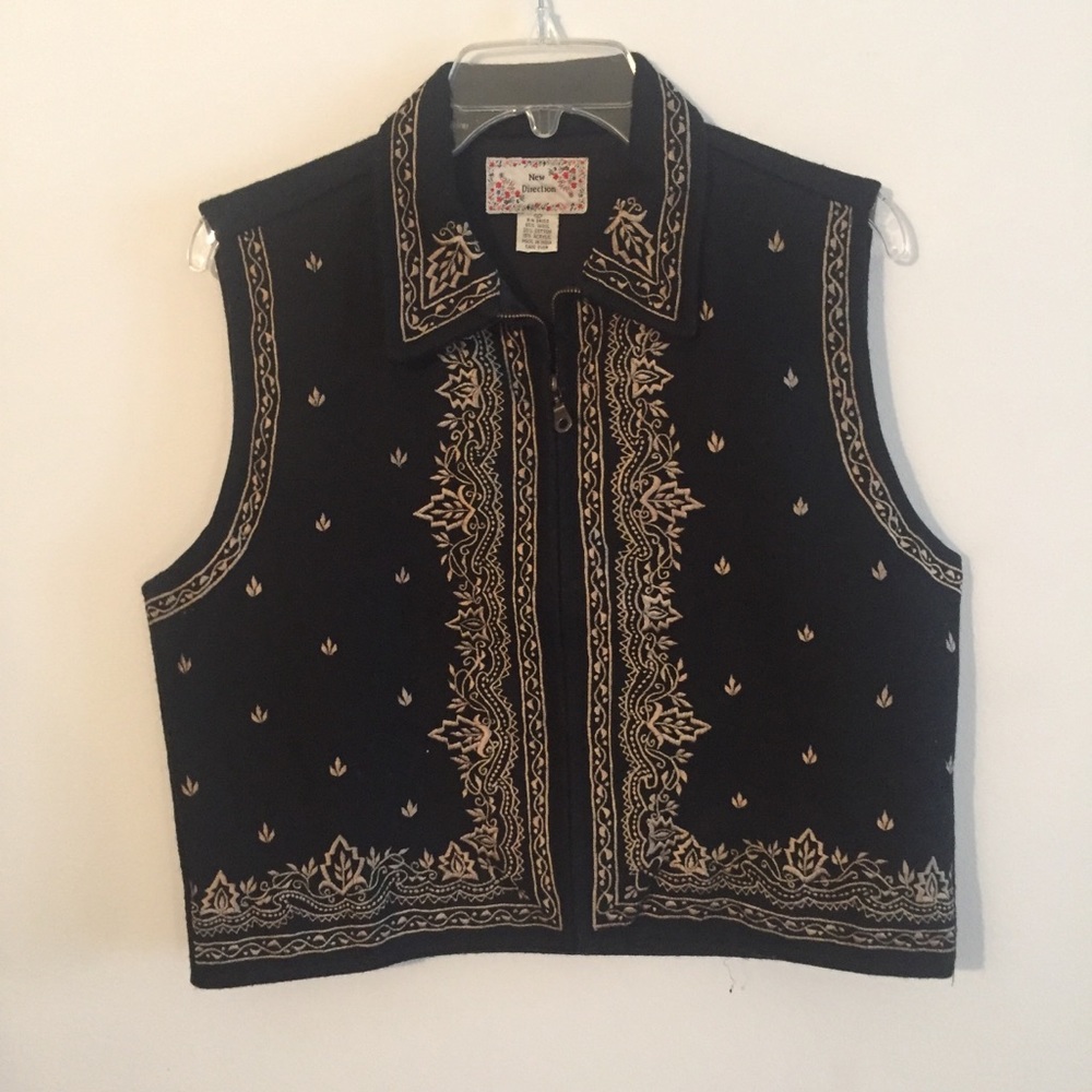 New Direction Zip Up Lined Embroidered Vest